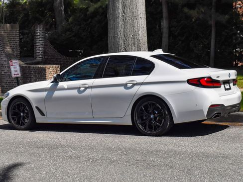Used 2022 BMW 530i xDrive w/ M Sport Package AWD/4WD image 6