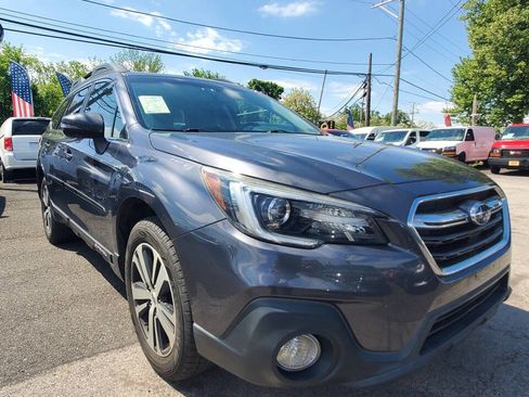 Used 2018 Subaru Outback 3.6R Limited AWD/4WD image 7