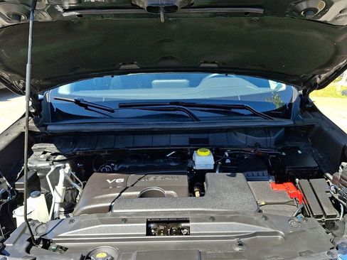 Used 2022 Nissan Pathfinder SL FWD image 31
