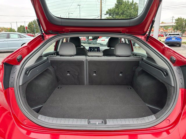 Used 2020 Hyundai Ioniq SE FWD image 19