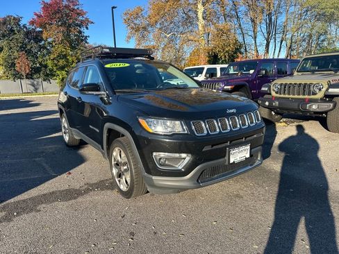 Used 2019 Jeep Compass Limited image 4