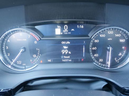 Used 2025 Cadillac XT6 Premium Luxury image 23