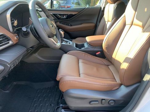 New 2025 Subaru Outback Touring w/ Popular Package #2 AWD/4WD image 17