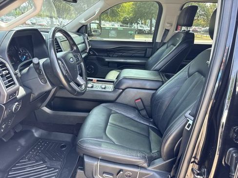 Used 2021 Ford Expedition Platinum AWD/4WD image 16