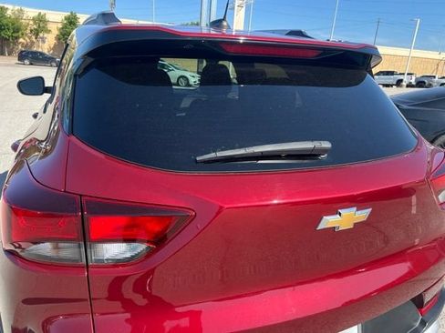 Used 2023 Chevrolet TrailBlazer LT FWD image 7