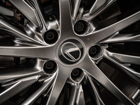 Certified 2024 Lexus RX 450h AWD w/ Convenience Package image 8