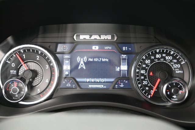 Used 2024 RAM 2500 Big Horn w/ Safety Group AWD/4WD image 29