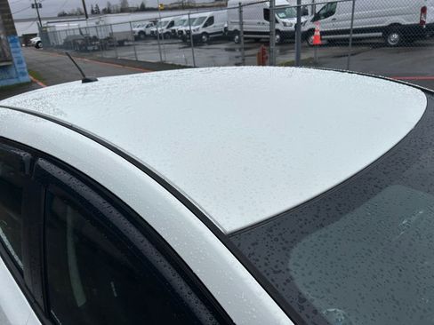 Used 2017 Nissan Leaf S image 28