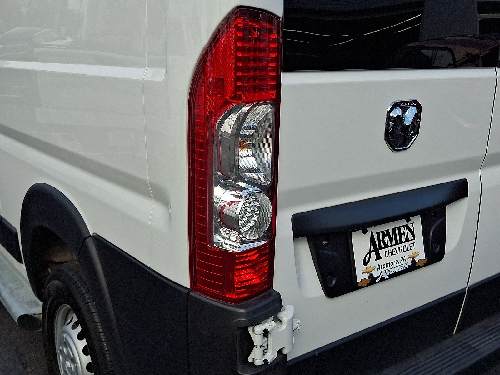 Used 2025 RAM ProMaster 2500 w/ U-Haul Equipment Group FWD image 11