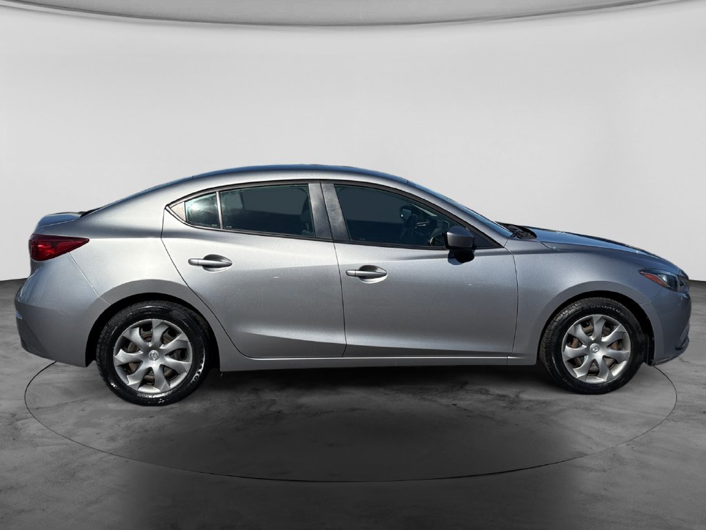 Used 2015 MAZDA MAZDA3 i Sport FWD image 8