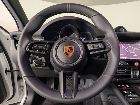 New 2026 Porsche Macan AWD/4WD image 36
