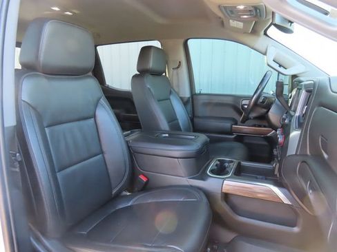 Used 2020 Chevrolet Silverado 1500 LT Trail Boss AWD/4WD image 25