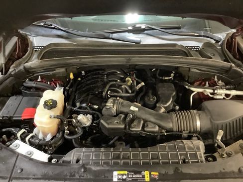 Certified 2022 Jeep Grand Cherokee Limited AWD/4WD image 18