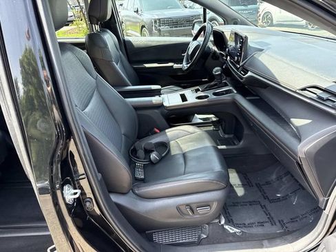 Used 2021 Toyota Sienna XSE w/ XSE Plus Package FWD image 9