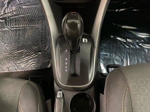 Used 2018 Chevrolet Trax LS image 28