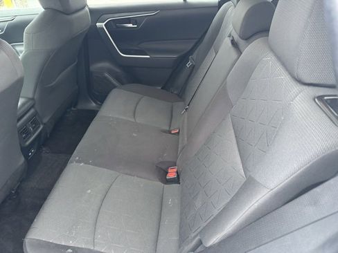 Used 2022 Toyota RAV4 XLE w/ XLE Grade Weather Package image 6