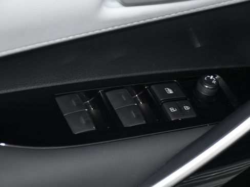 Certified 2024 Toyota Corolla XSE image 10