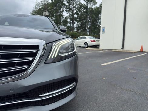 Used 2018 Mercedes-Benz S 560 4MATIC Sedan image 13