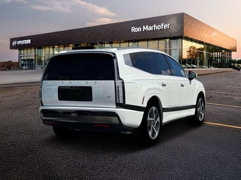 New 2026 Hyundai Ioniq 9 Calligraphy image 7