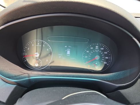 Used 2020 Kia Sorento S FWD image 10