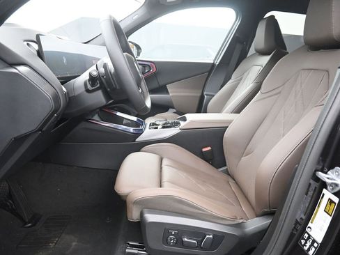 New 2025 BMW X3 xDrive30i w/ Premium Package image 12