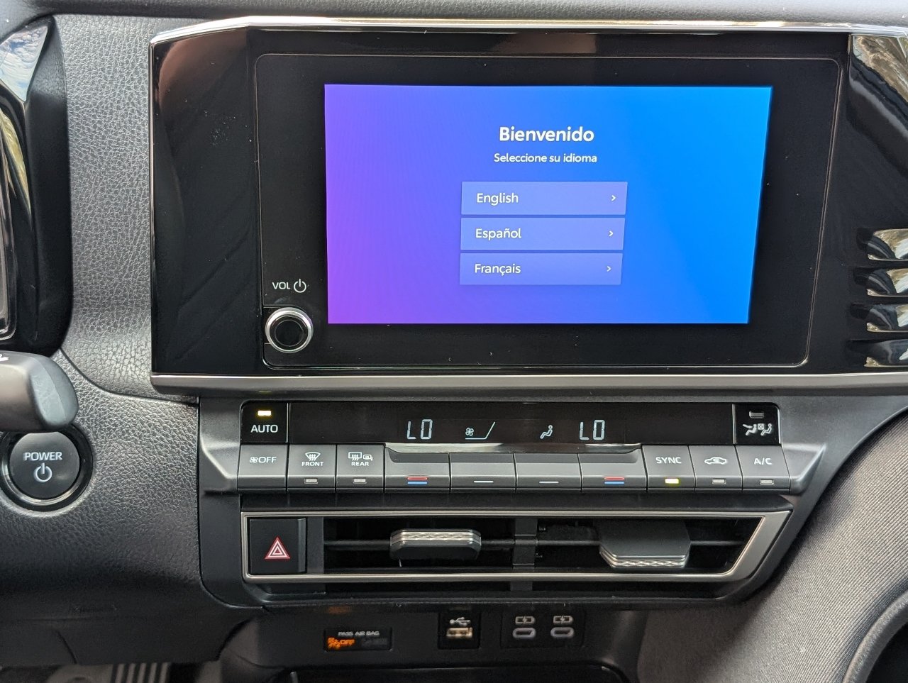 Used 2025 Toyota Camry LE FWD image 17