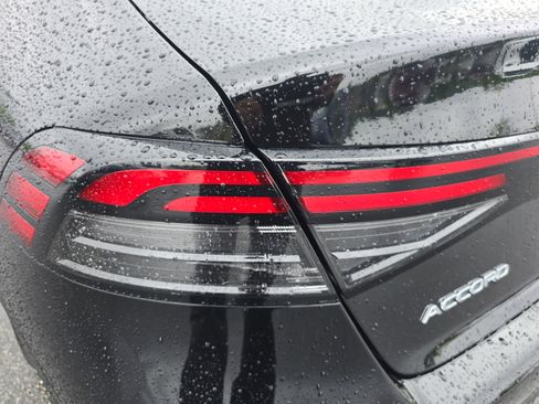 Used 2023 Honda Accord EX image 33