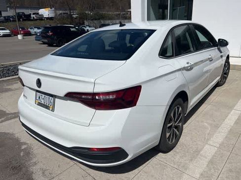 Used 2022 Volkswagen Jetta S w/ IQ.Drive Package image 5