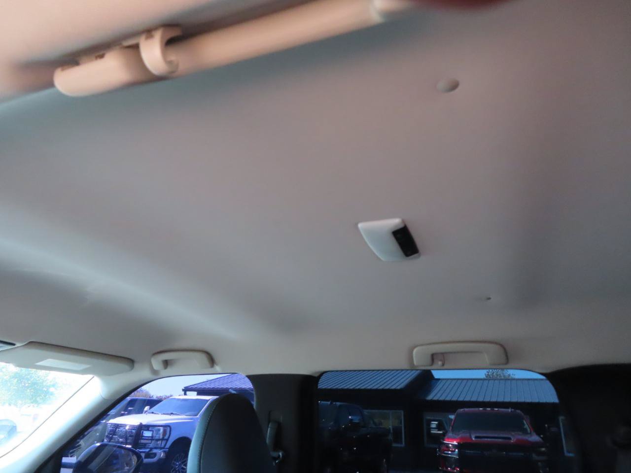 Used 2022 Mitsubishi Outlander SE AWD/4WD image 42