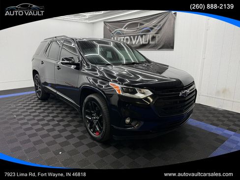 Used 2020 Chevrolet Traverse Premier w/ Redline Edition AWD/4WD image 1