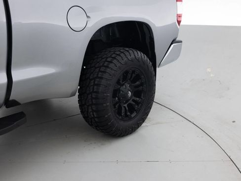 Used 2015 Toyota Tundra SR5 w/ SR5 Upgrade Package image 22