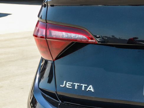 Used 2024 Volkswagen Jetta S FWD image 9