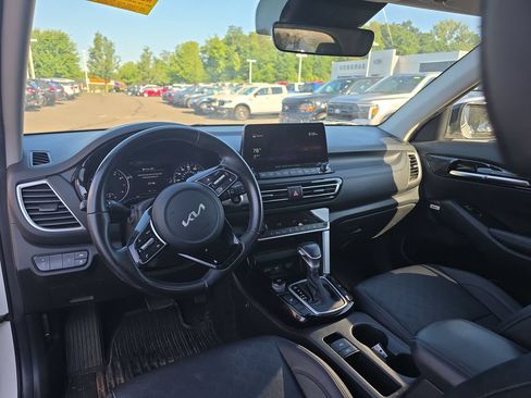 Used 2022 Kia Seltos SX AWD/4WD image 19