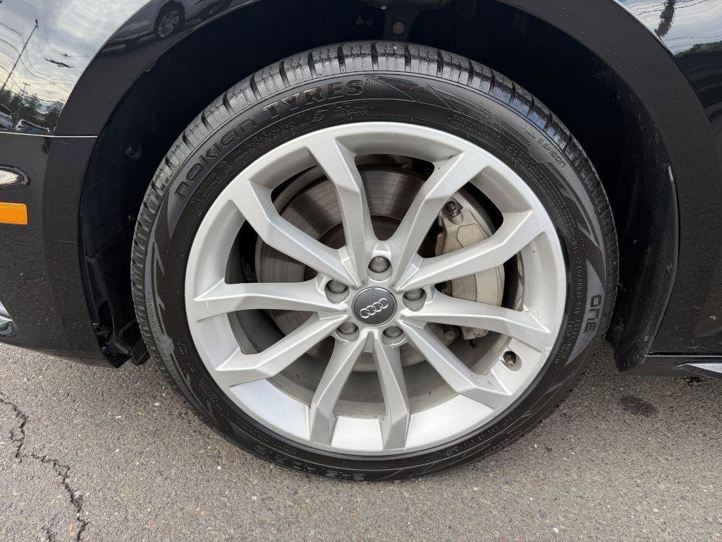 Used 2019 Audi A4 2.0T Premium Plus w/ Premium Plus Package AWD/4WD image 9
