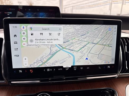 New 2025 Ford Expedition King Ranch image 18