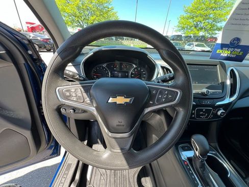 Used 2022 Chevrolet Equinox LT w/ LPO, Floor Liner Package AWD/4WD image 37