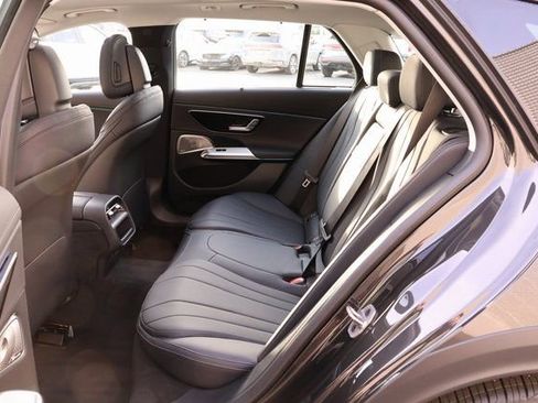 Used 2025 Mercedes-Benz E 450 4MATIC All-Terrain Wagon image 18