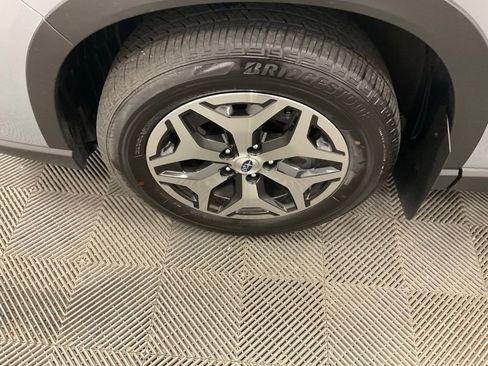 Used 2022 Subaru Forester Premium image 18