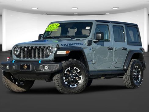 Used 2024 Jeep Wrangler Unlimited Rubicon 4xe image 2