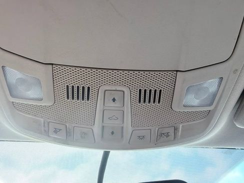 Used 2018 Ford Fusion SE w/ Fusion SE Technology Package FWD image 26