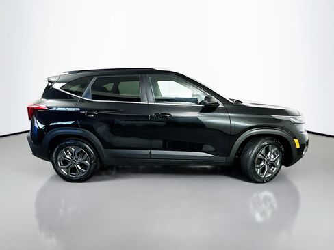 Used 2024 Kia Seltos S FWD image 8