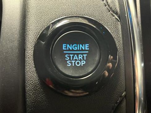 Used 2025 Ford Expedition Tremor AWD/4WD image 22
