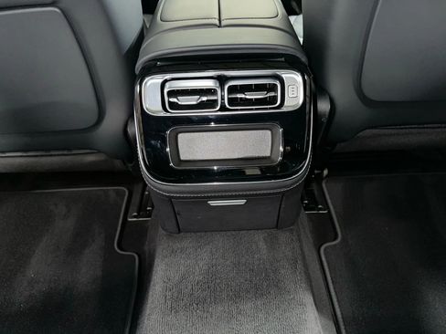 Used 2023 Mercedes-Benz S 580 4MATIC Sedan w/ Warmth & Comfort Package image 31