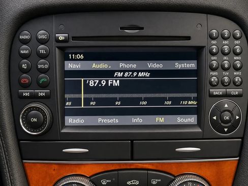 Used 2009 Mercedes-Benz SL 63 AMG image 33