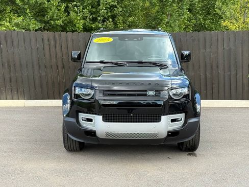Certified 2025 Land Rover Defender 110 S AWD/4WD image 9