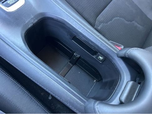 Used 2021 Honda HR-V EX image 29