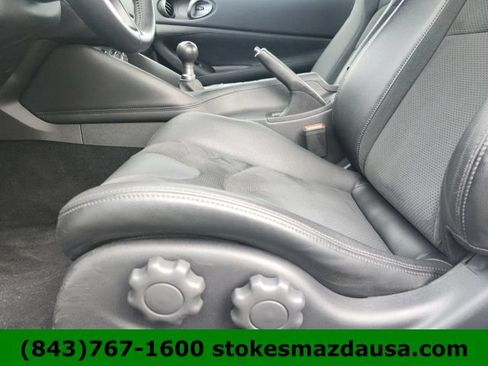 Used 2024 Nissan Z Performance w/ Floor Mat Package RWD image 17