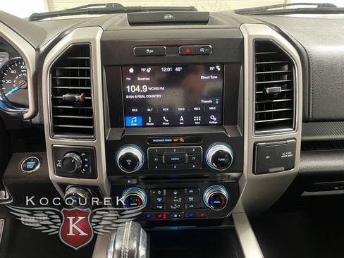 Used 2018 Ford F150 Lariat w/ Equipment Group 502A Luxury image 16