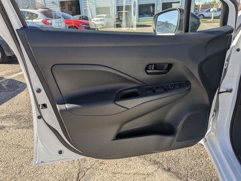 Used 2025 Nissan Versa S w/ Trunk Package FWD image 14