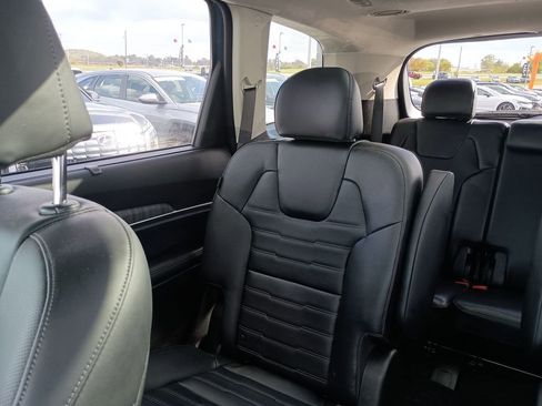 Used 2024 Kia Telluride SX Prestige w/ Towing Package image 12